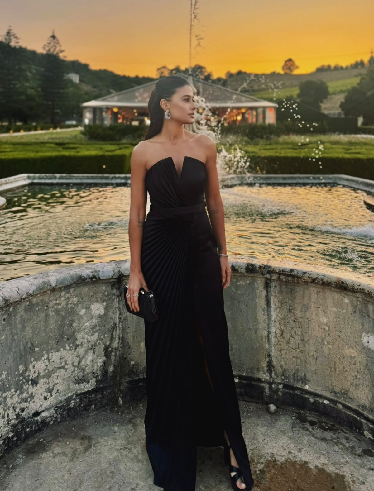 Vestido Noir Plissé