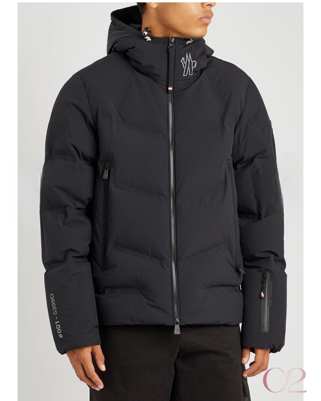 Jaqueta Ski Moncler Preta com Capuz