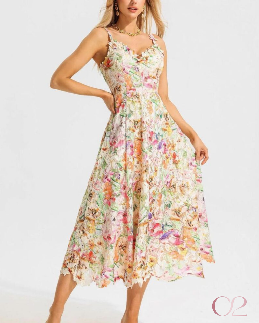 Vestido Midi Guipir Floral